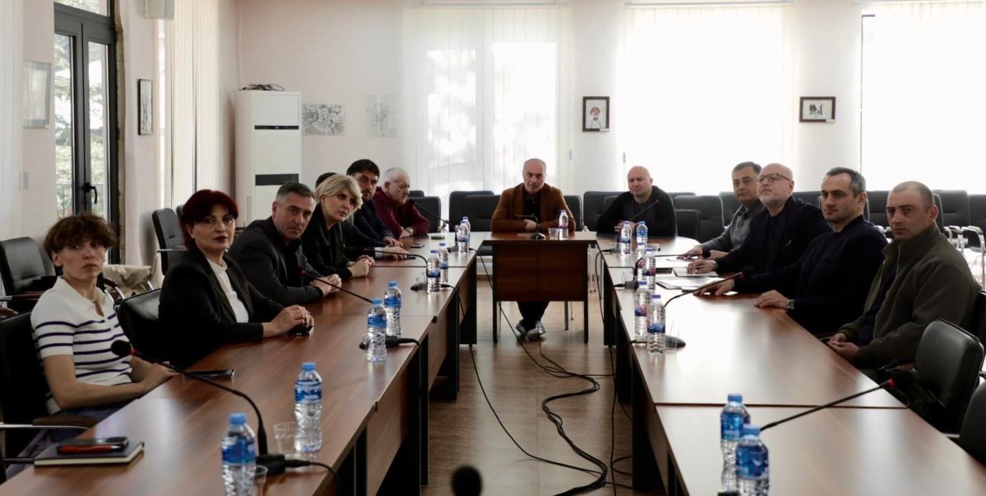 A working meeting was held in Oni Municipality between the leadership of the Agency of Protected Areas and representatives of the local government regarding the development of Racha National Park